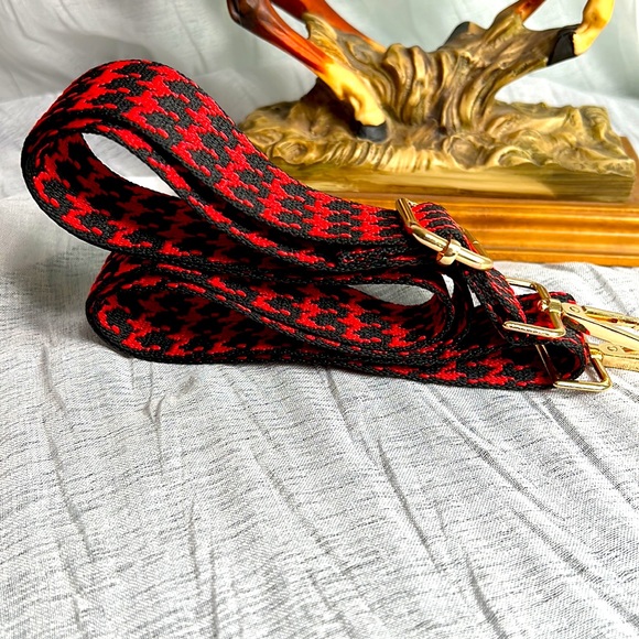 EXTENDABLE SHOULDER/CROSSBODY STRAP - Picture 2 of 5